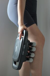 limfodrenazhnyy-masazh-nih-pry-nabryakakh-u-domashnikh-umovakh-lifting-lab